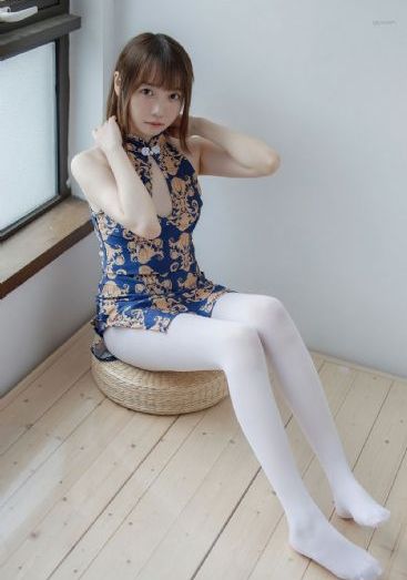 午夜免费看视频