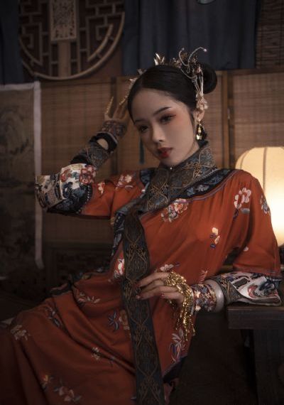 张伟